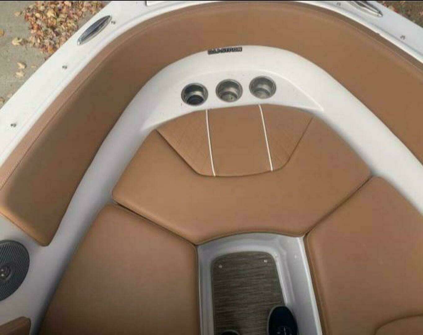 2018 Glastron GT 245 - Image 7