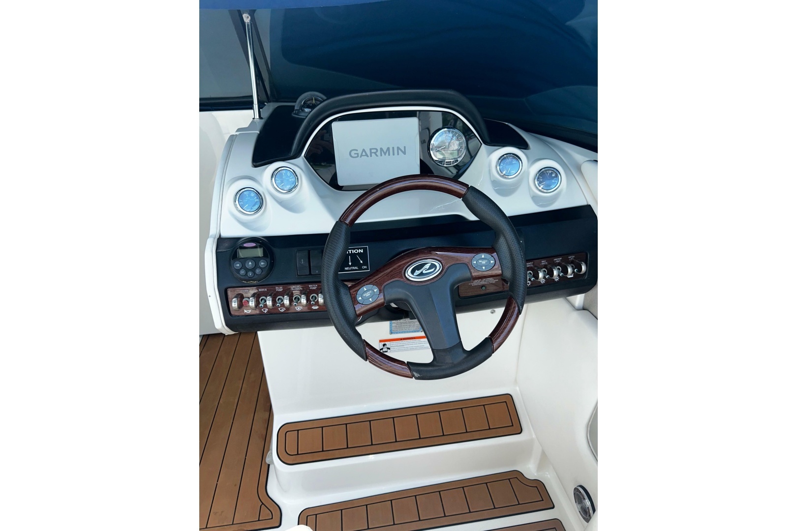 2008 Sea Ray 270 Sundeck - Image 26