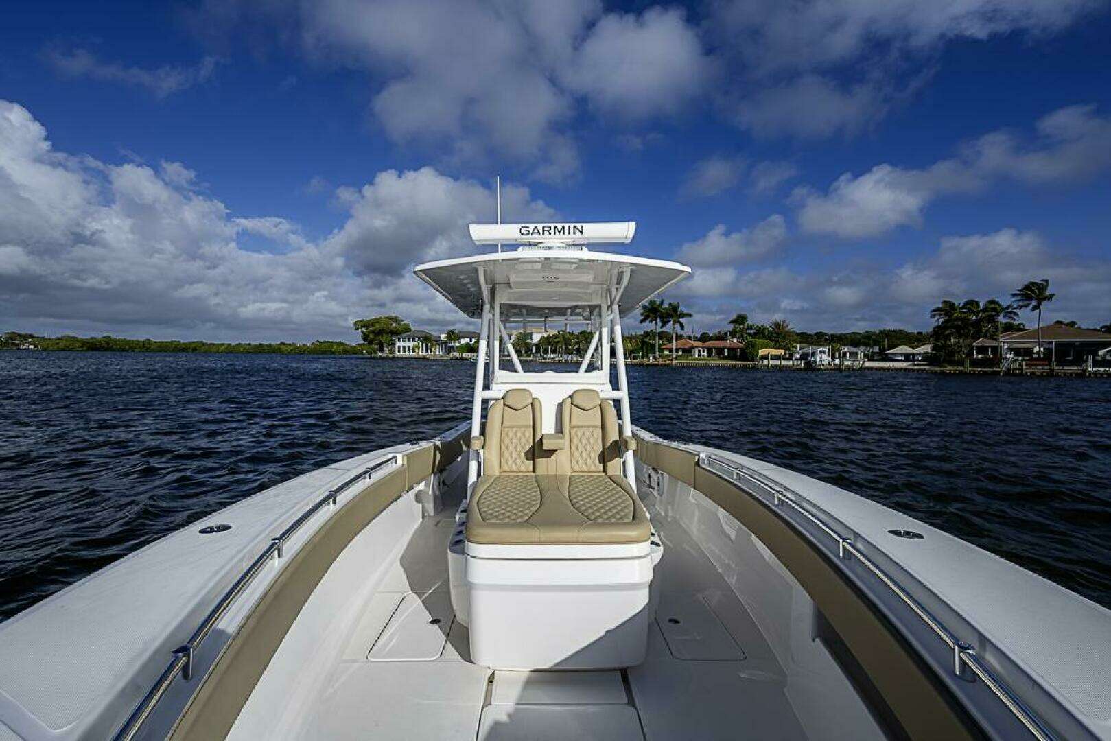 2023 Invincible 33 Open Fisherman - Image 8