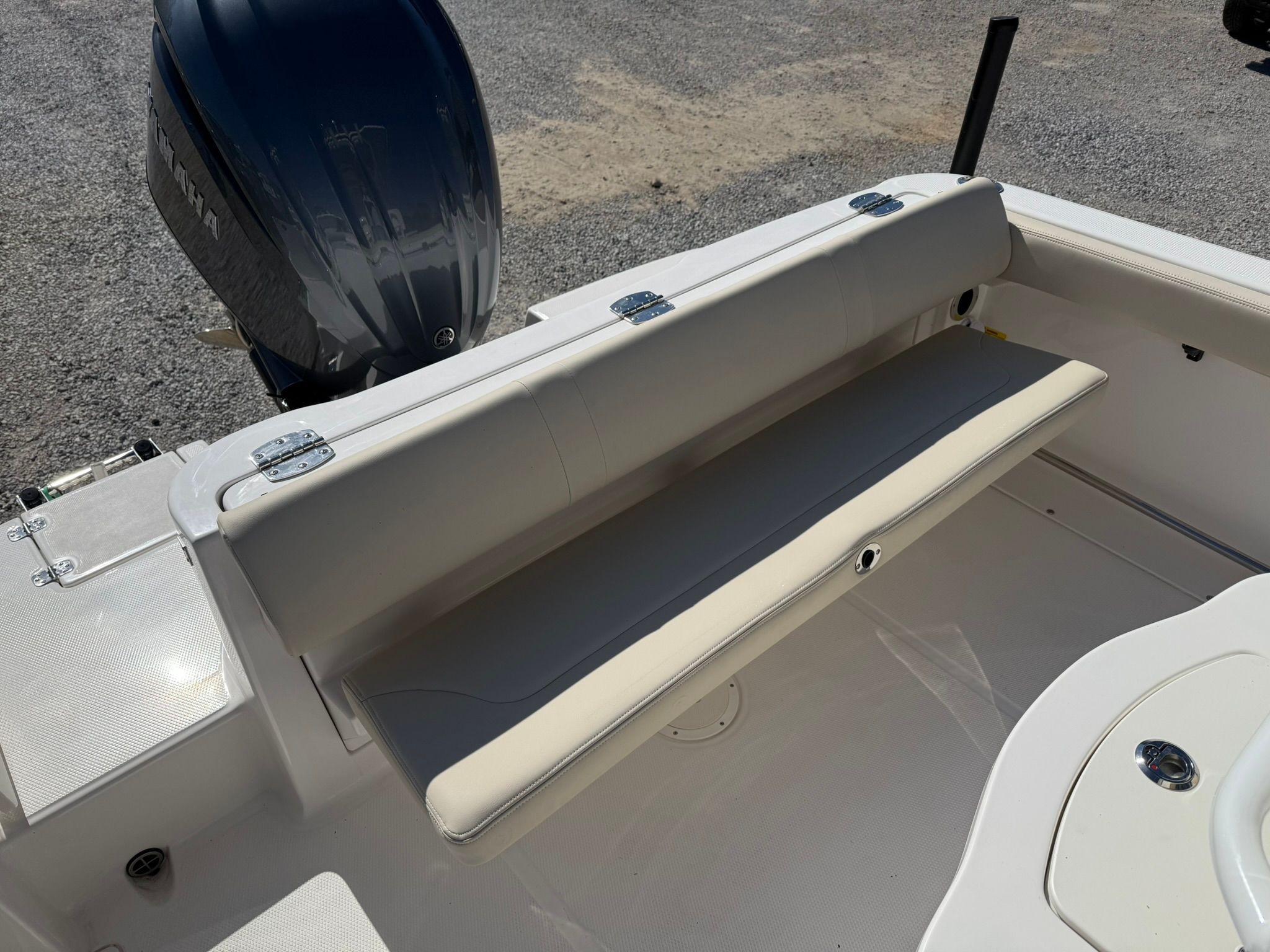 2026 ROBALO 222 CC - Image 13