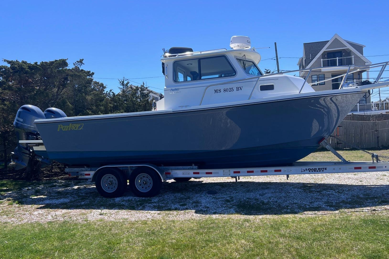 2023 Parker 2520 XLD Sport Cabin