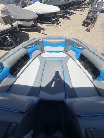 2026 Supreme S240 - 8