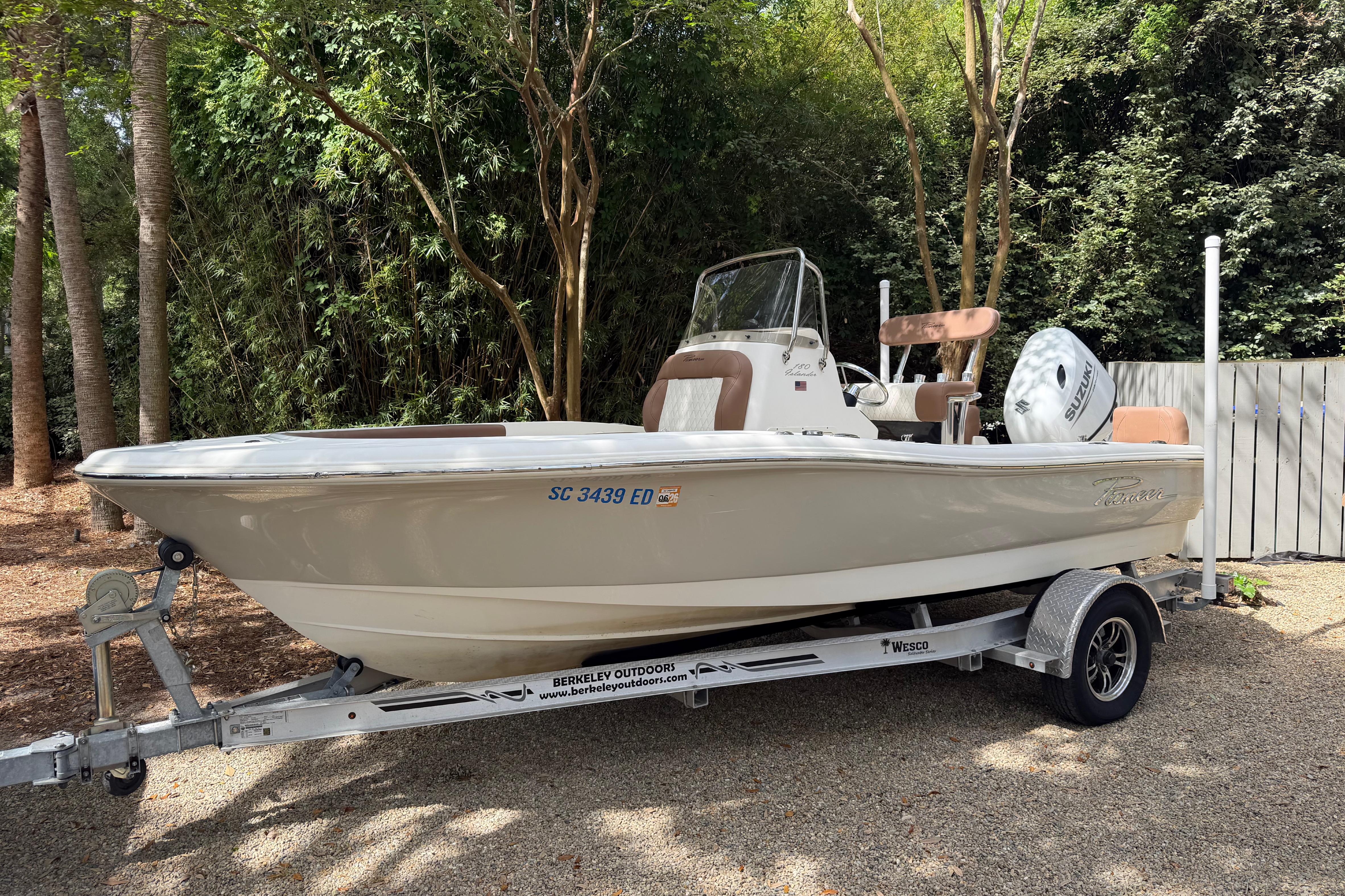2023 Pioneer 180 Islander