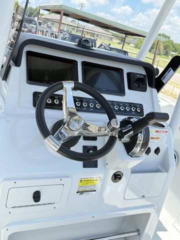 2024 Crownline 210 CC Finseeker - 7
