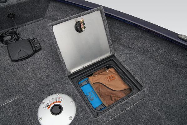 2026 Tracker Pro Guide V-16 SC - 18