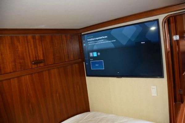 Aft stateroom, new TV