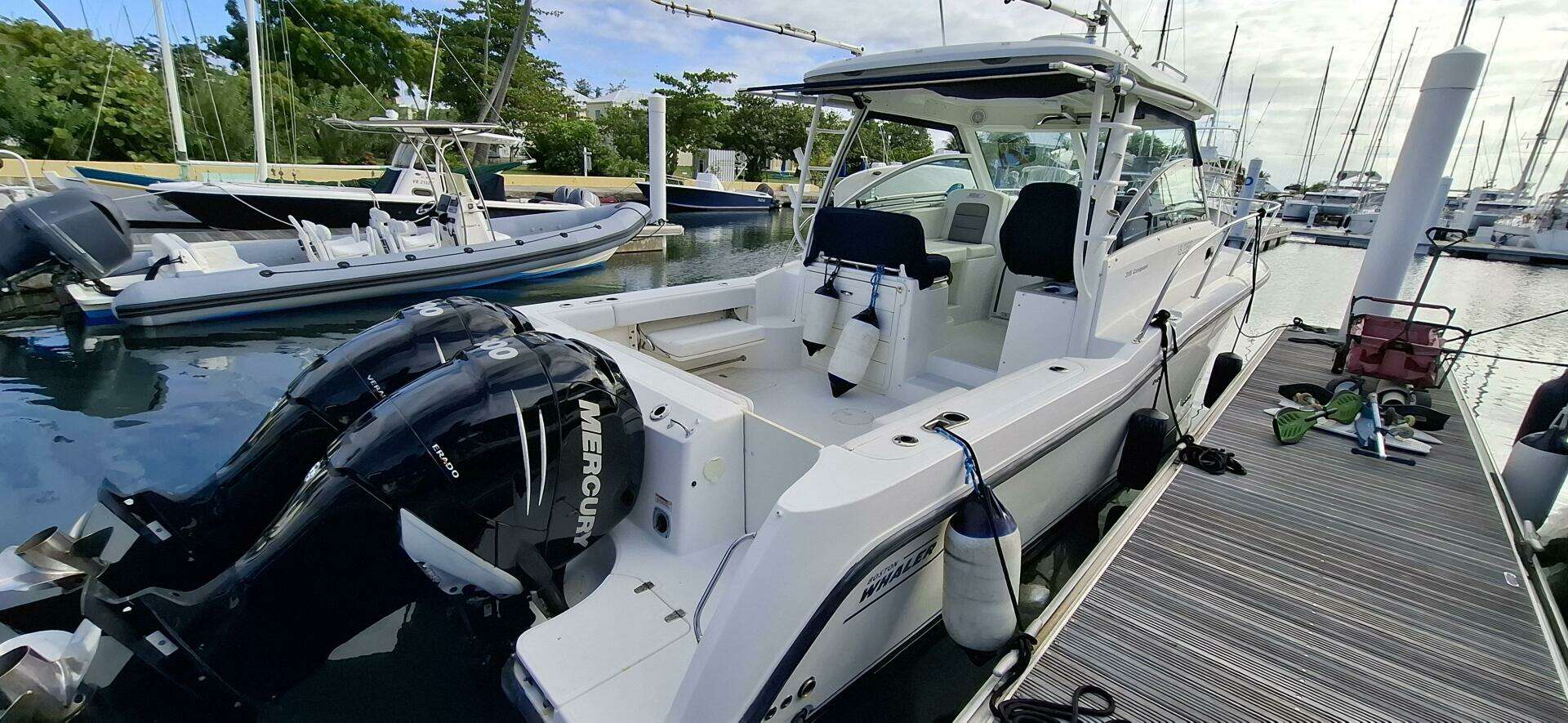 2013 Boston Whaler Conquest 315 - Image 7