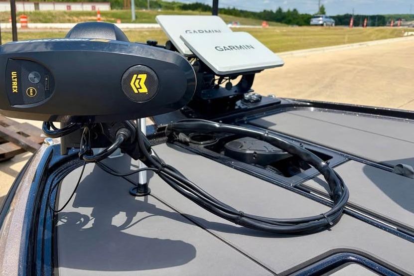 2026 Nitro Z20 XL Pro boat with Garmin and Ultrex equipment on deck.