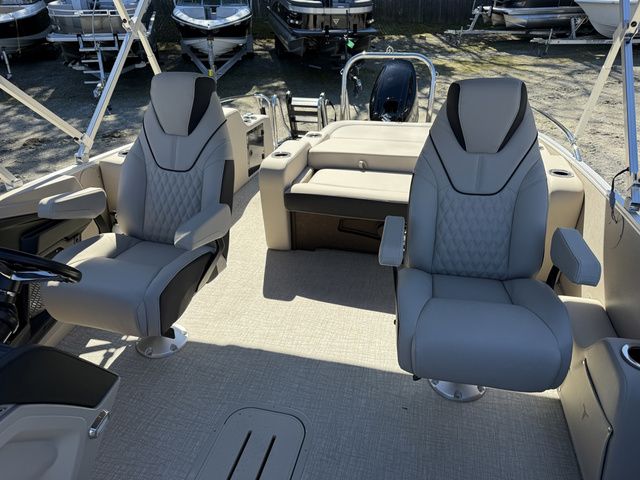 2026 Tahoe Cascade - 23 FT VRB - 17