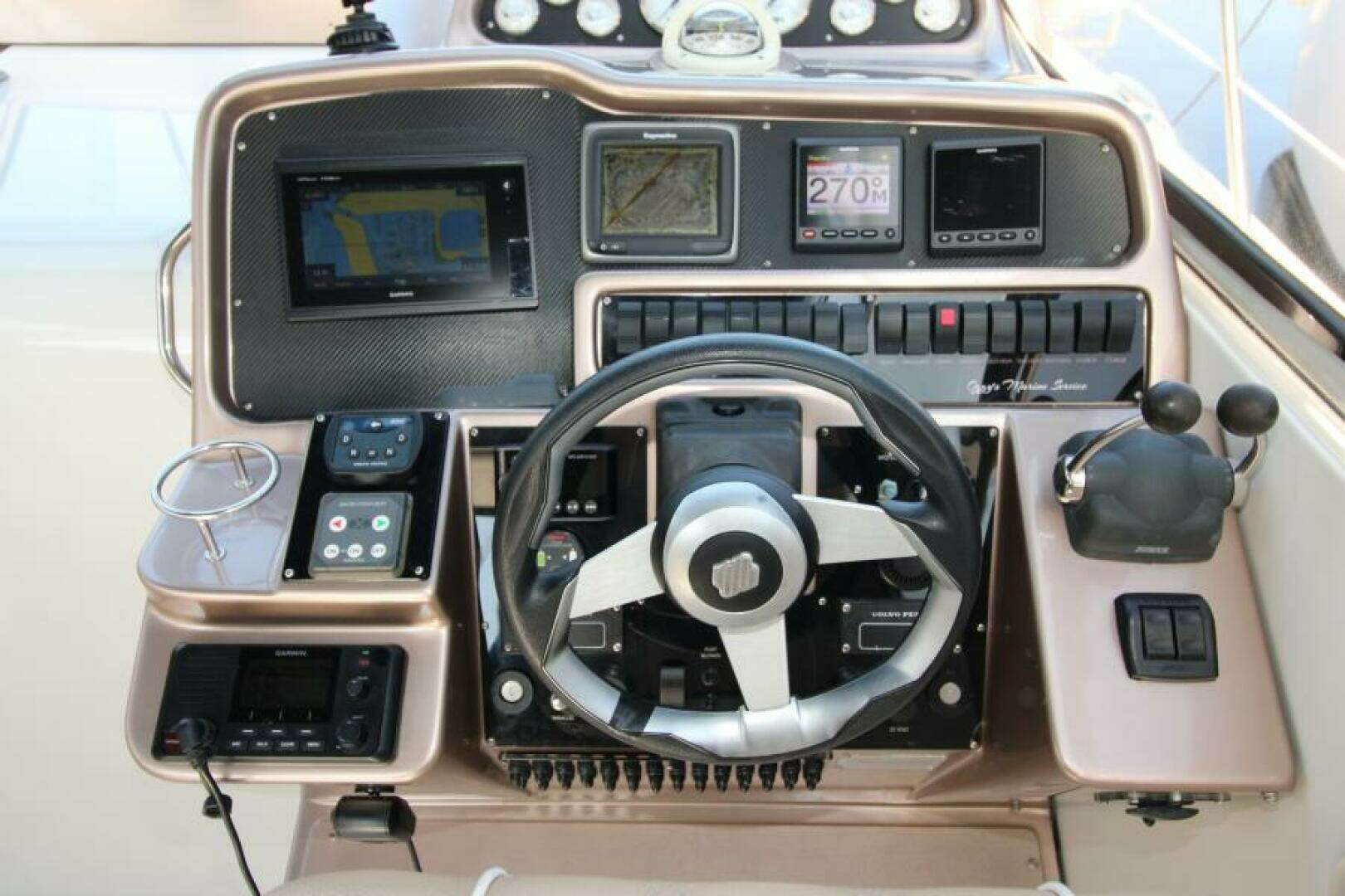 2002 Regal 4260 Commodore - Image 19