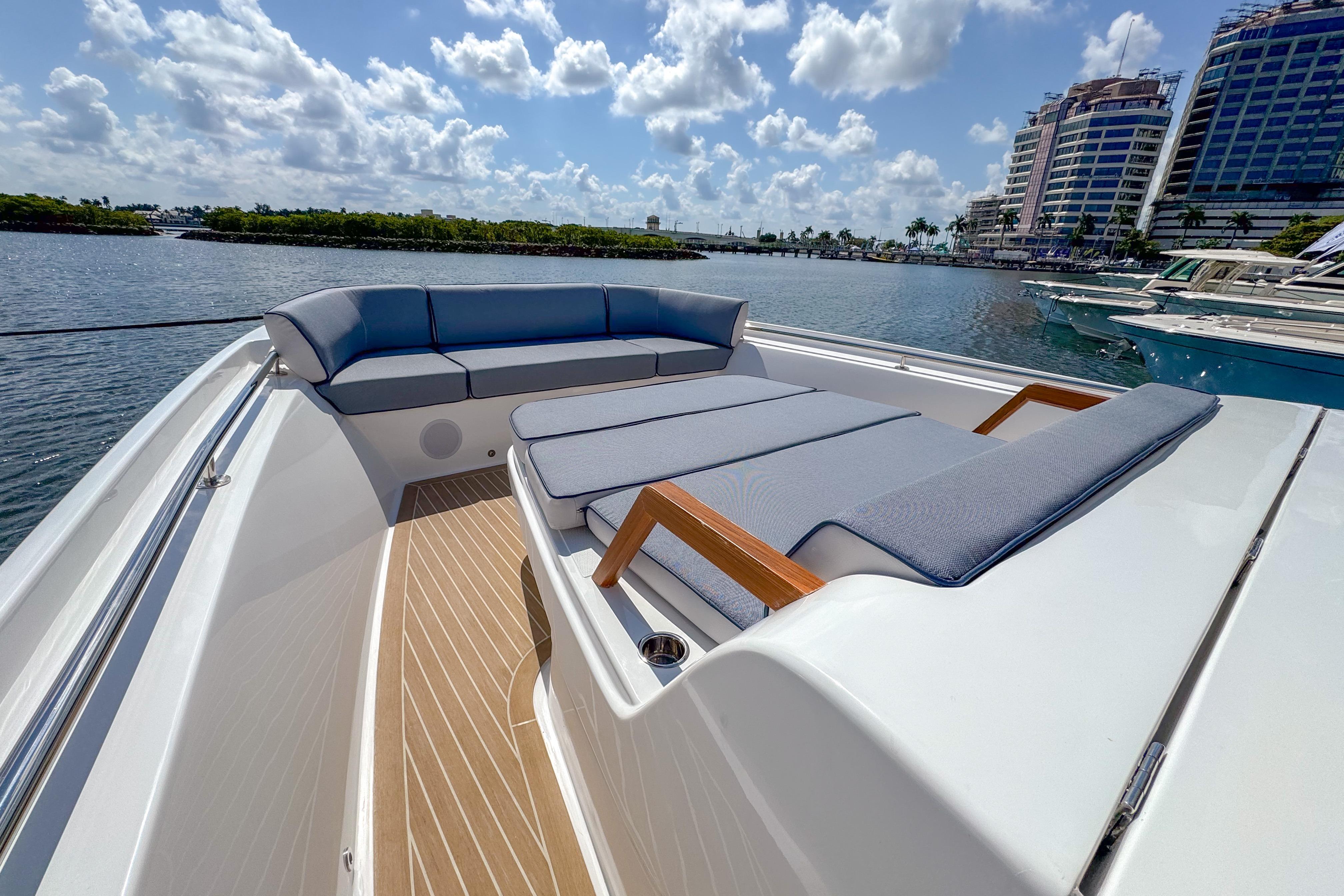 Luxurious Aiata Wayfinder 38 Cabin yacht, 2025 model, with spacious deck seating.