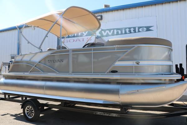 2025 Sylvan Mirage 820 CLZ DH pontoon boat on trailer.