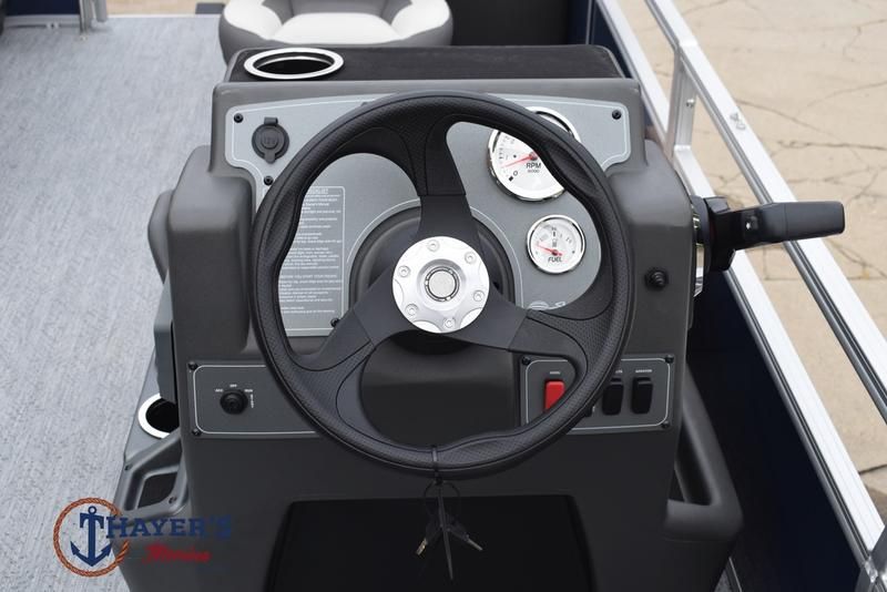 2026 Sun Tracker 18 Bass Buggy - 14
