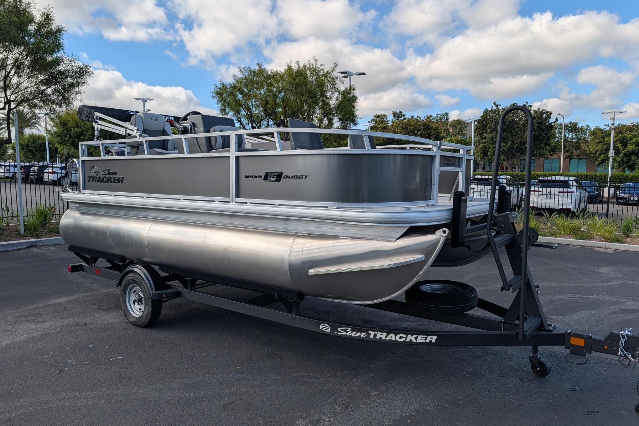 2026 Sun Tracker Bass Buggy 16 XL Select