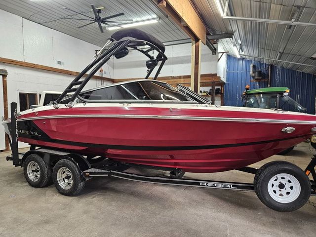 2017 Regal 2100