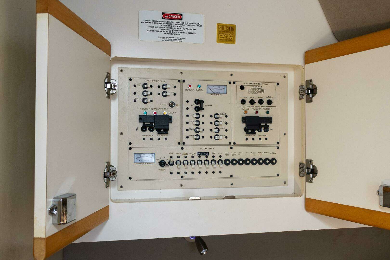 1995 Cruisers ESPRIT 3570 - Image 34