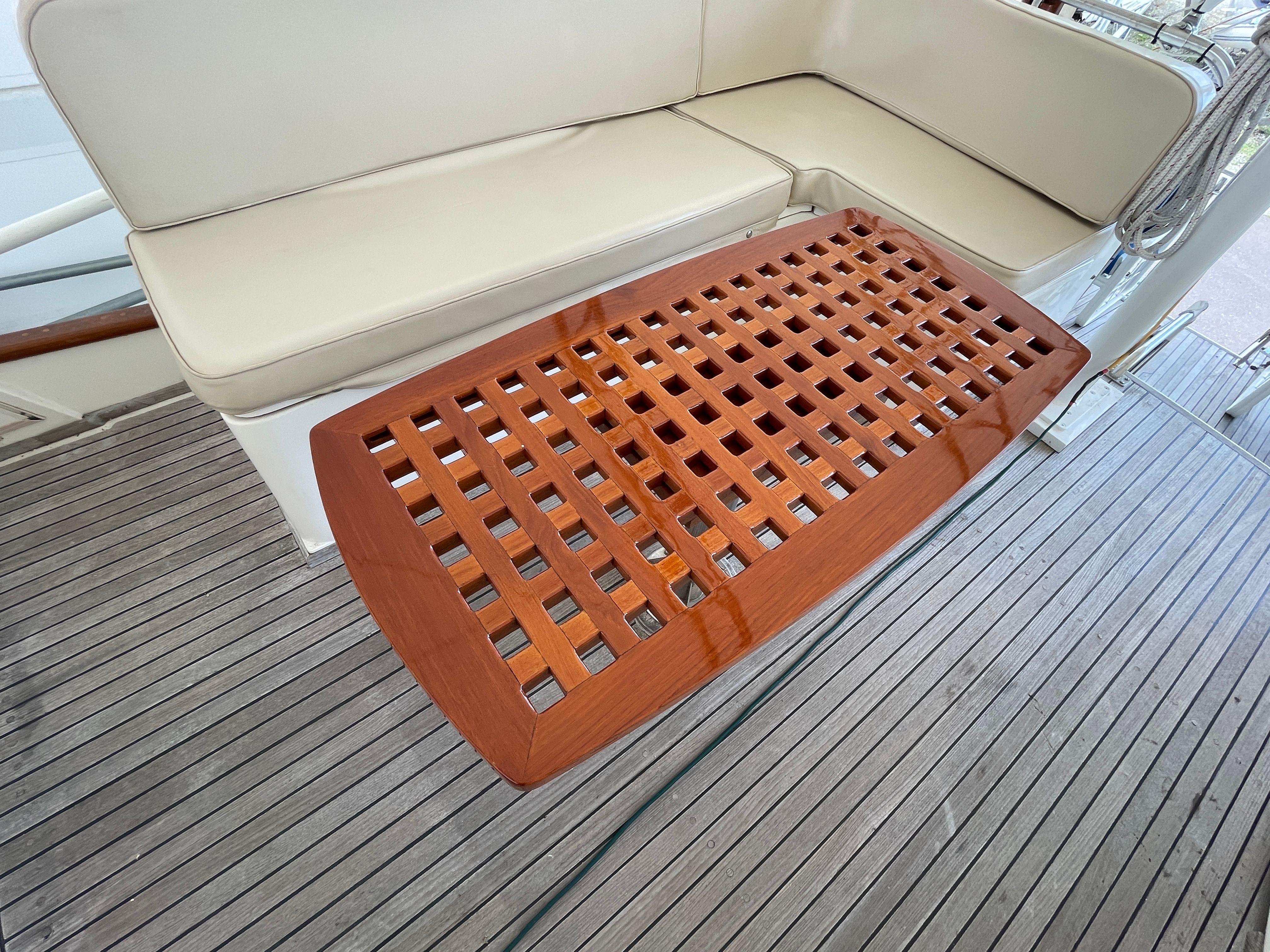 1985 Grand Banks 42 Motor Yacht - 10
