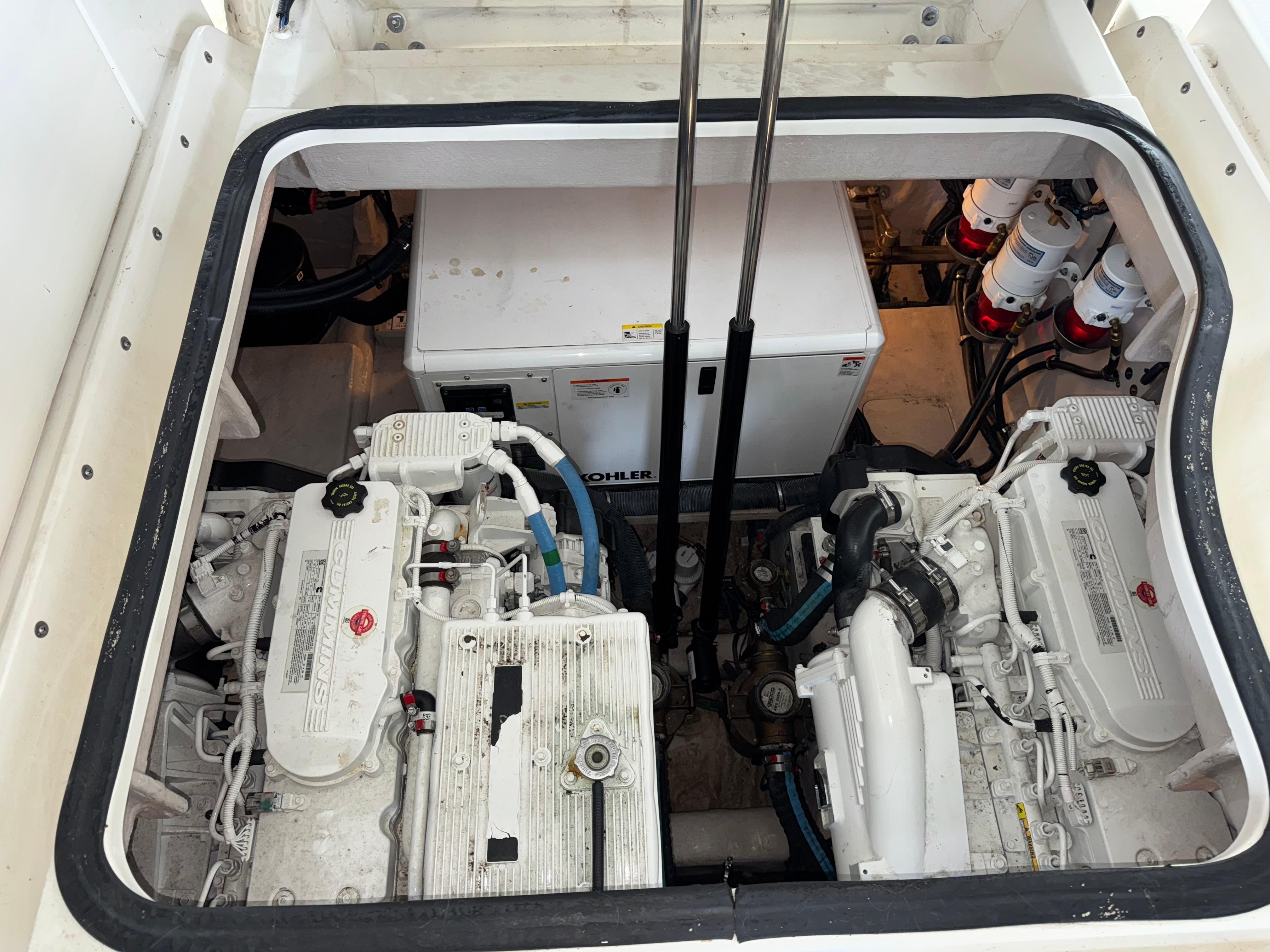 2017 Sea Ray Sundancer 400 - 89