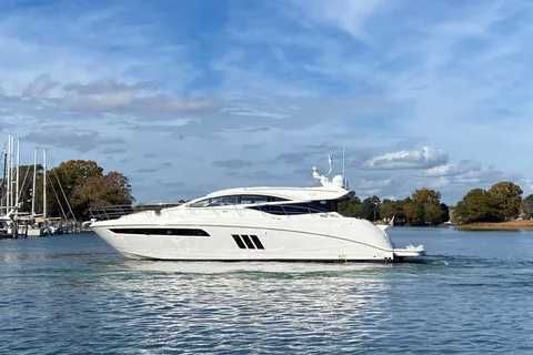 2017 Sea Ray L590