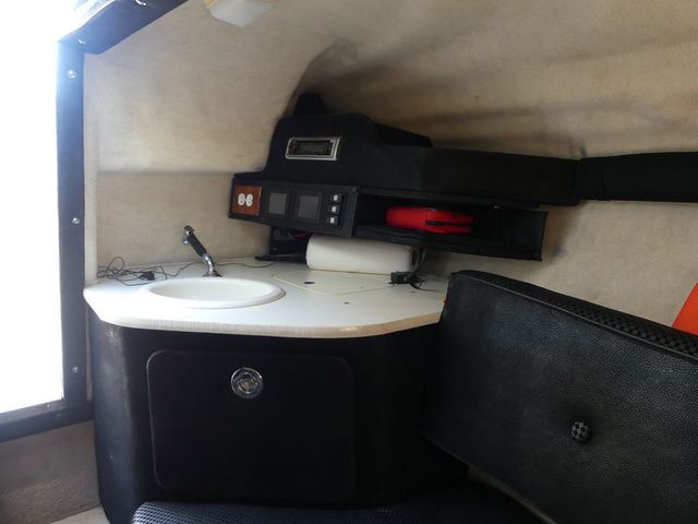 2003 Sea Ray 225 Weekender - 19