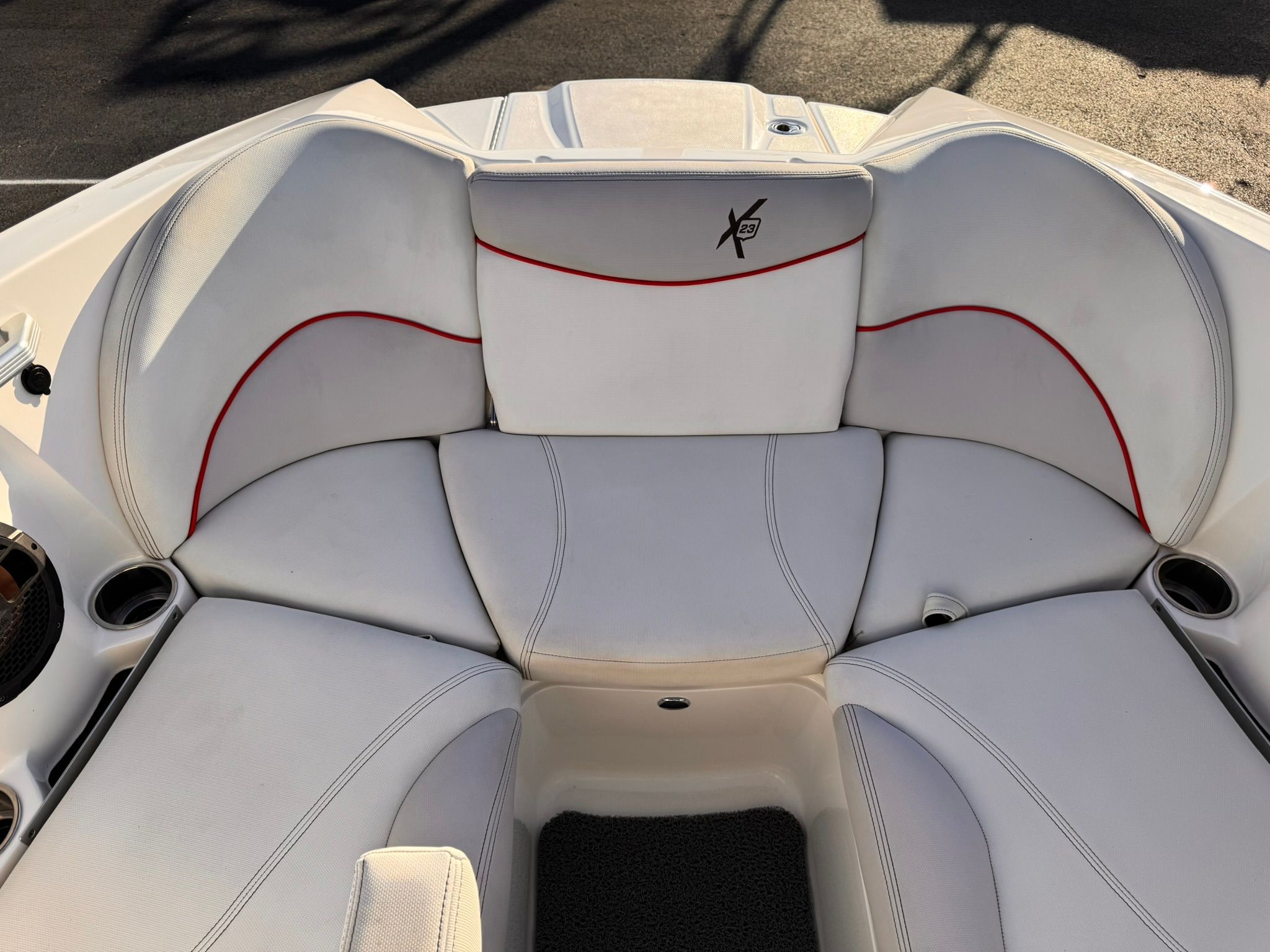 2018 MASTERCRAFT X23 - Image 15