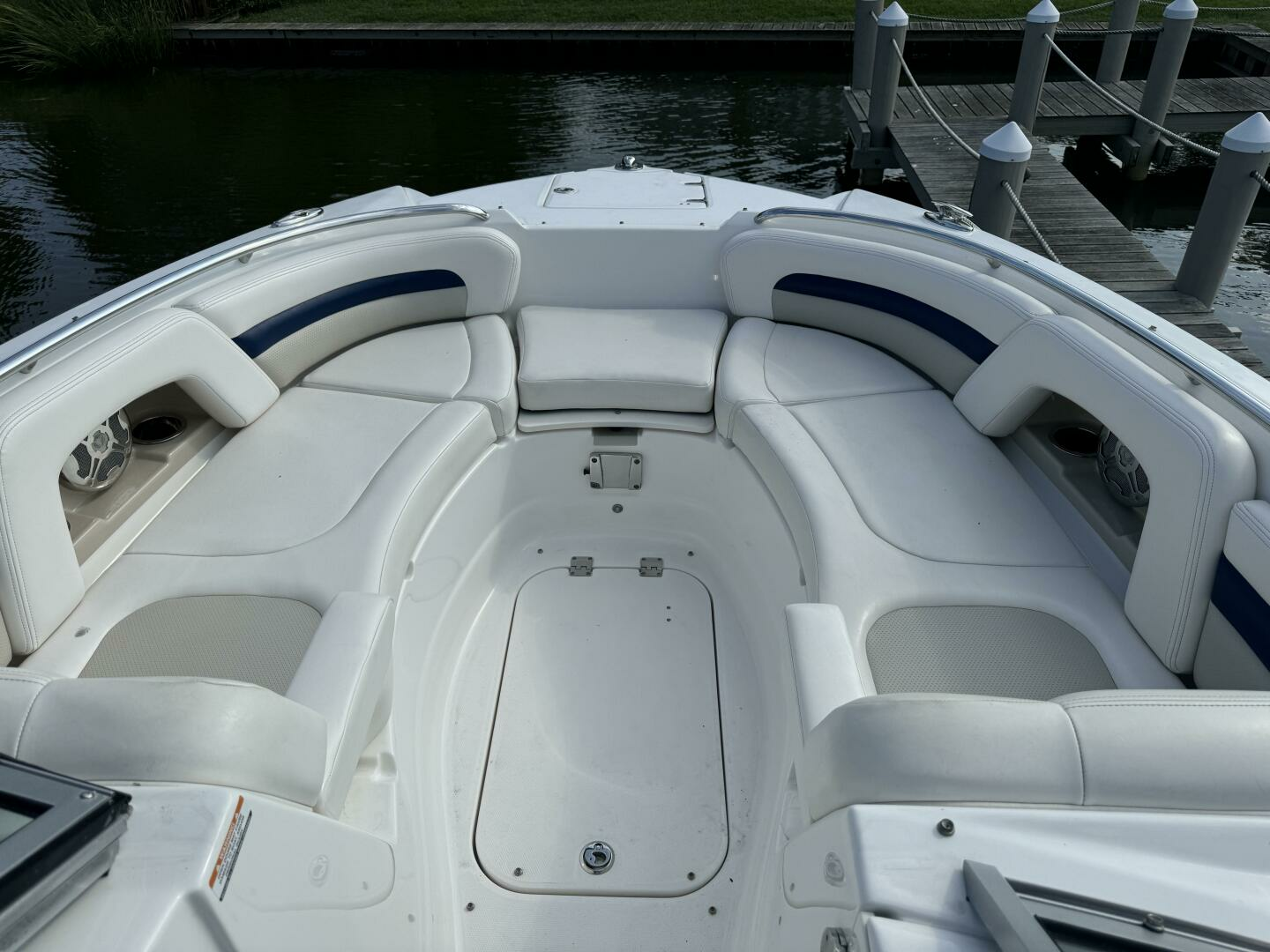 2012 Chaparral 264 Sunesta - Image 18