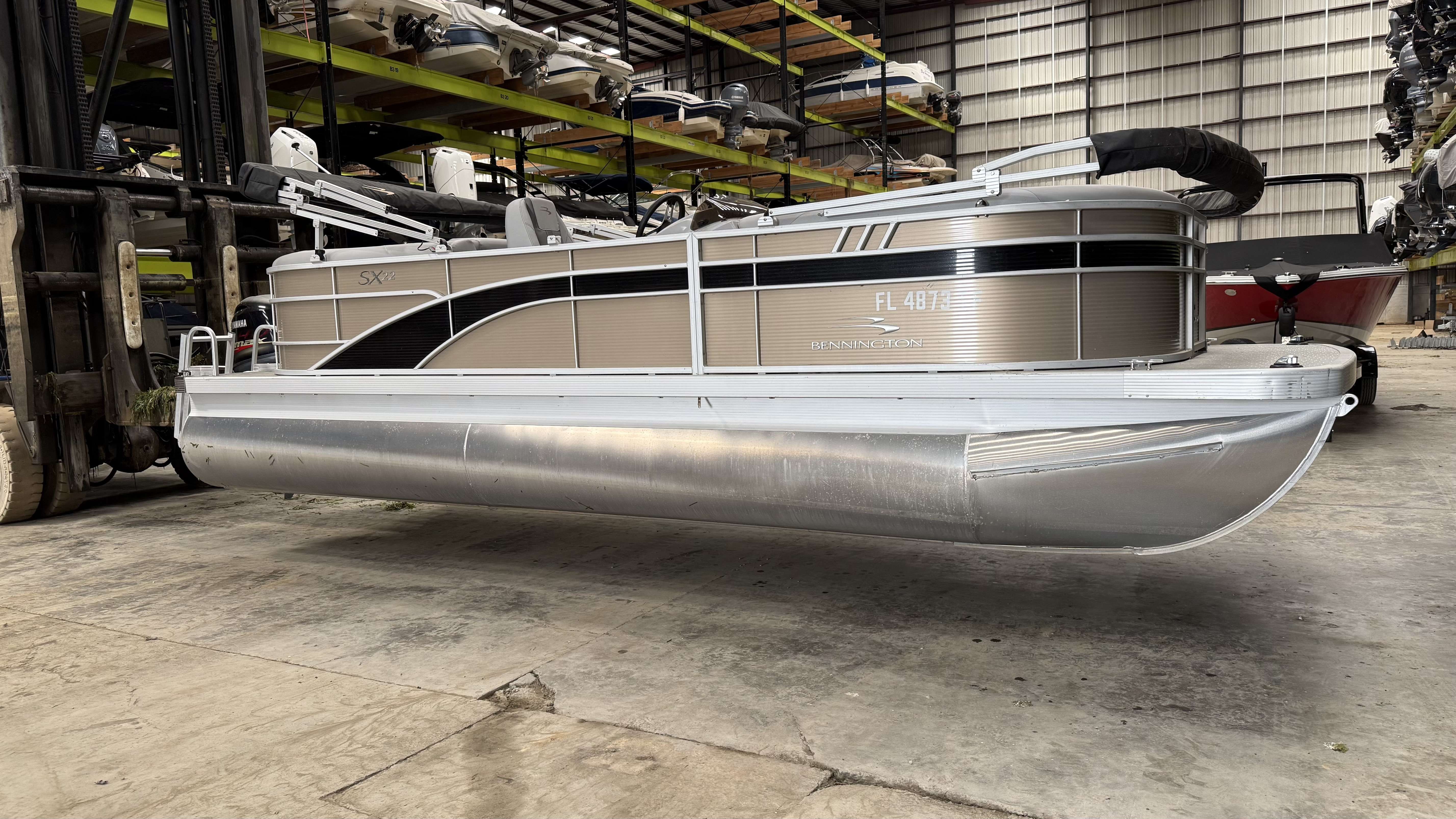 2022 Bennington 22 SXSR