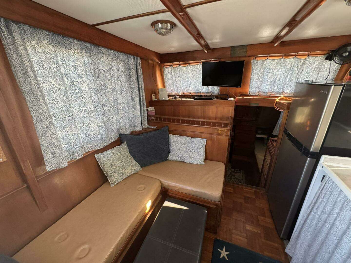 1986 Marine Trader 34 Double Cabin - Image 88