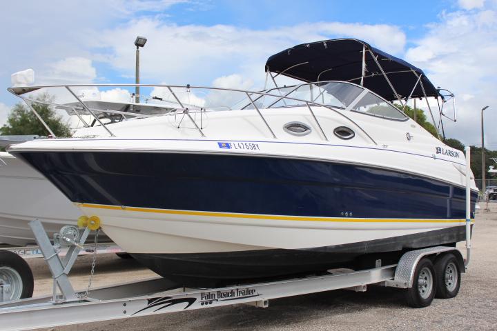 2005 Larson Cabrio 240