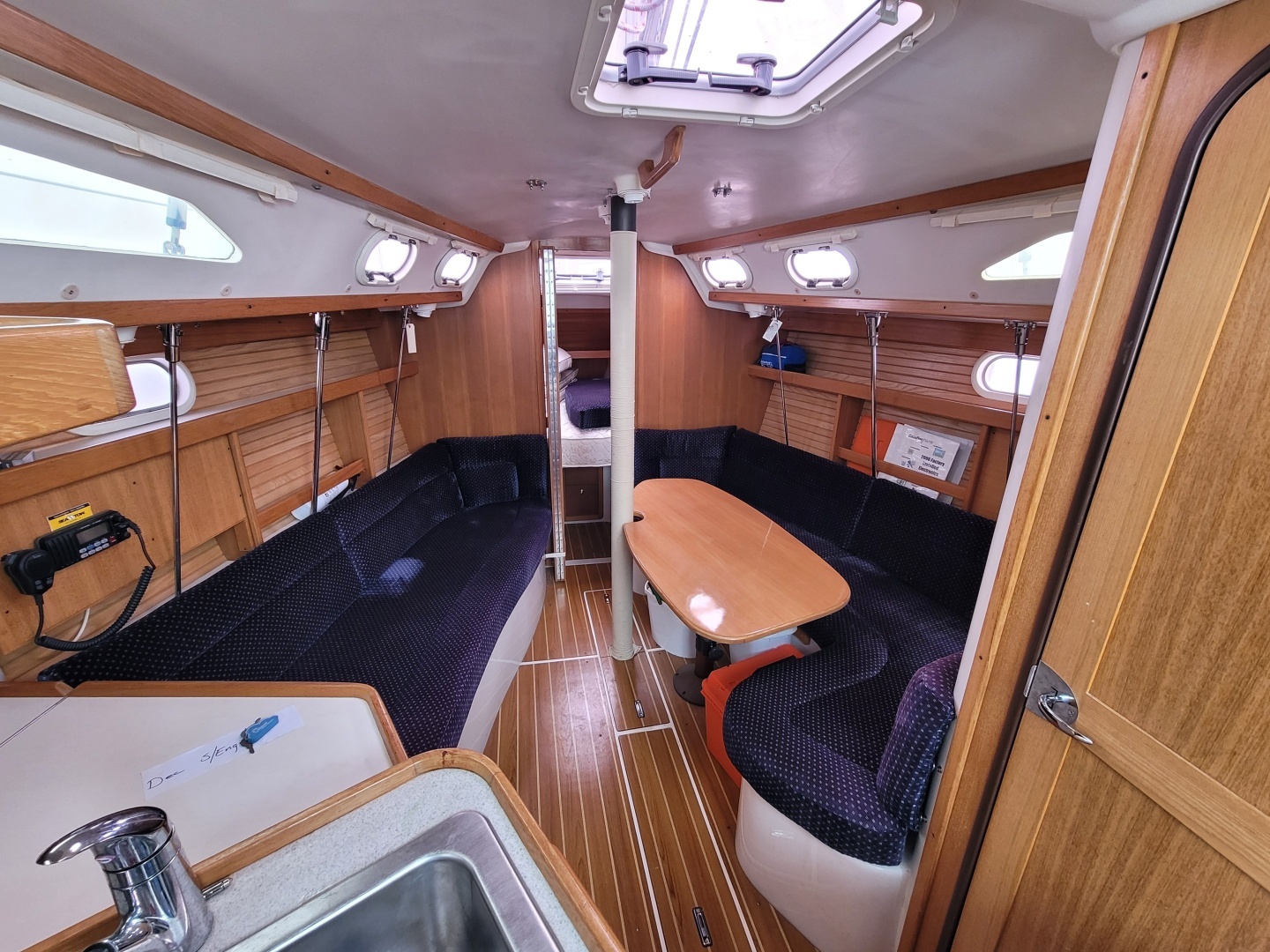 2006 Catalina 320 - Image 20
