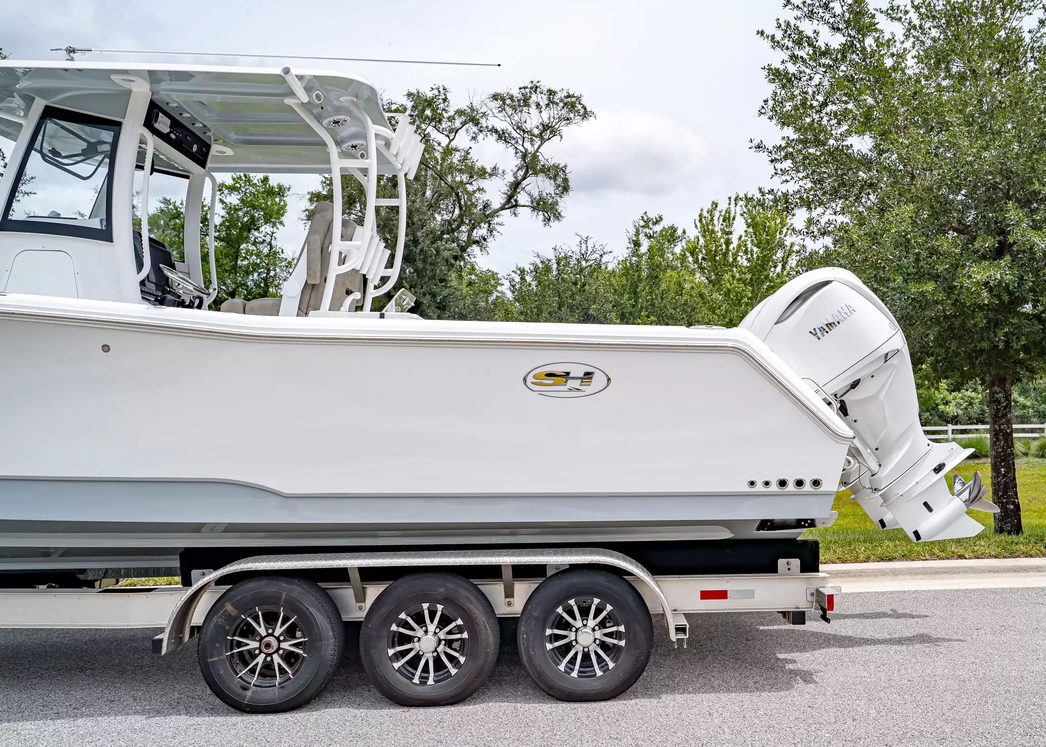 2027 Sea Hunt Gamefish 30 Coffin Box - 3