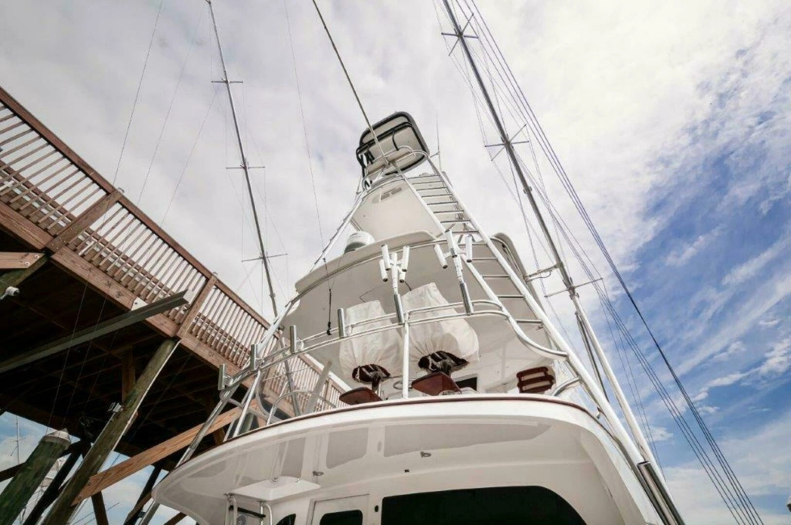 2016 Hatteras GT60 - Image 61
