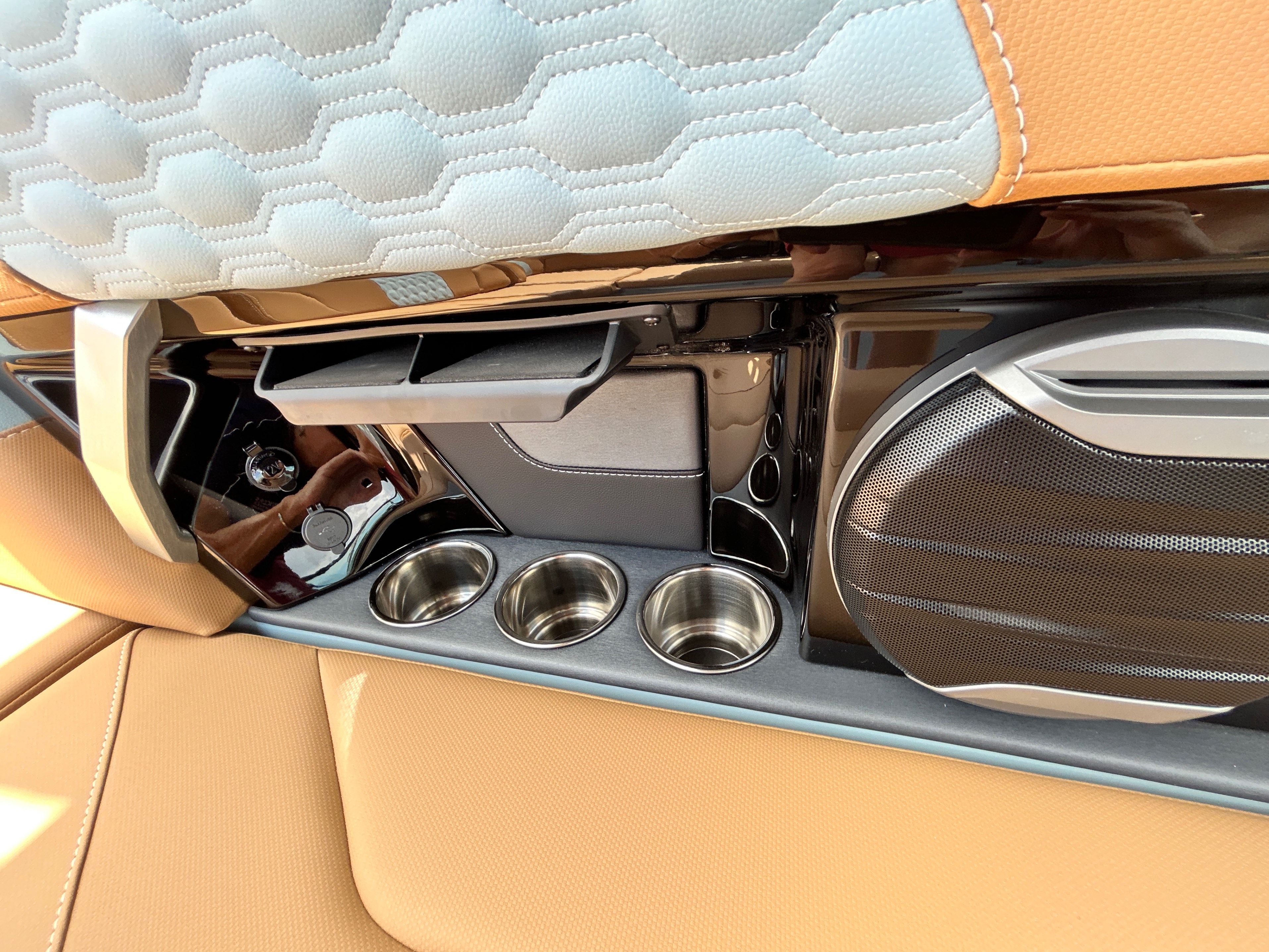 2026 MasterCraft XT23 - 38