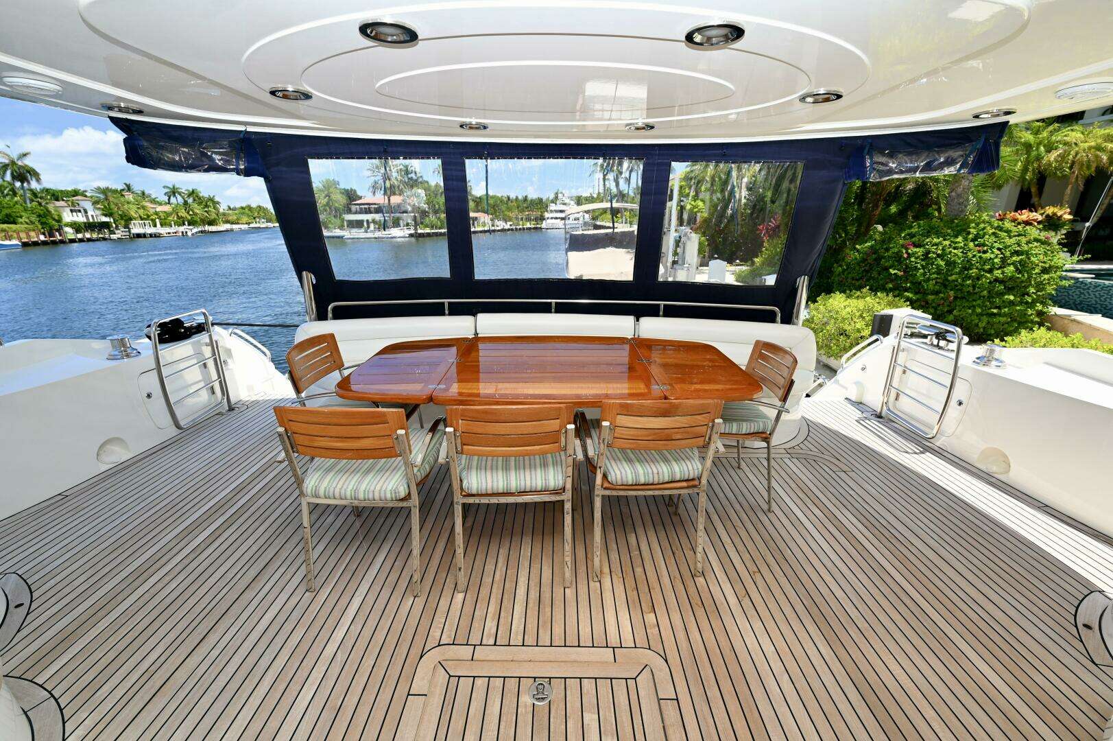 2005 Sunseeker Yacht - Image 8