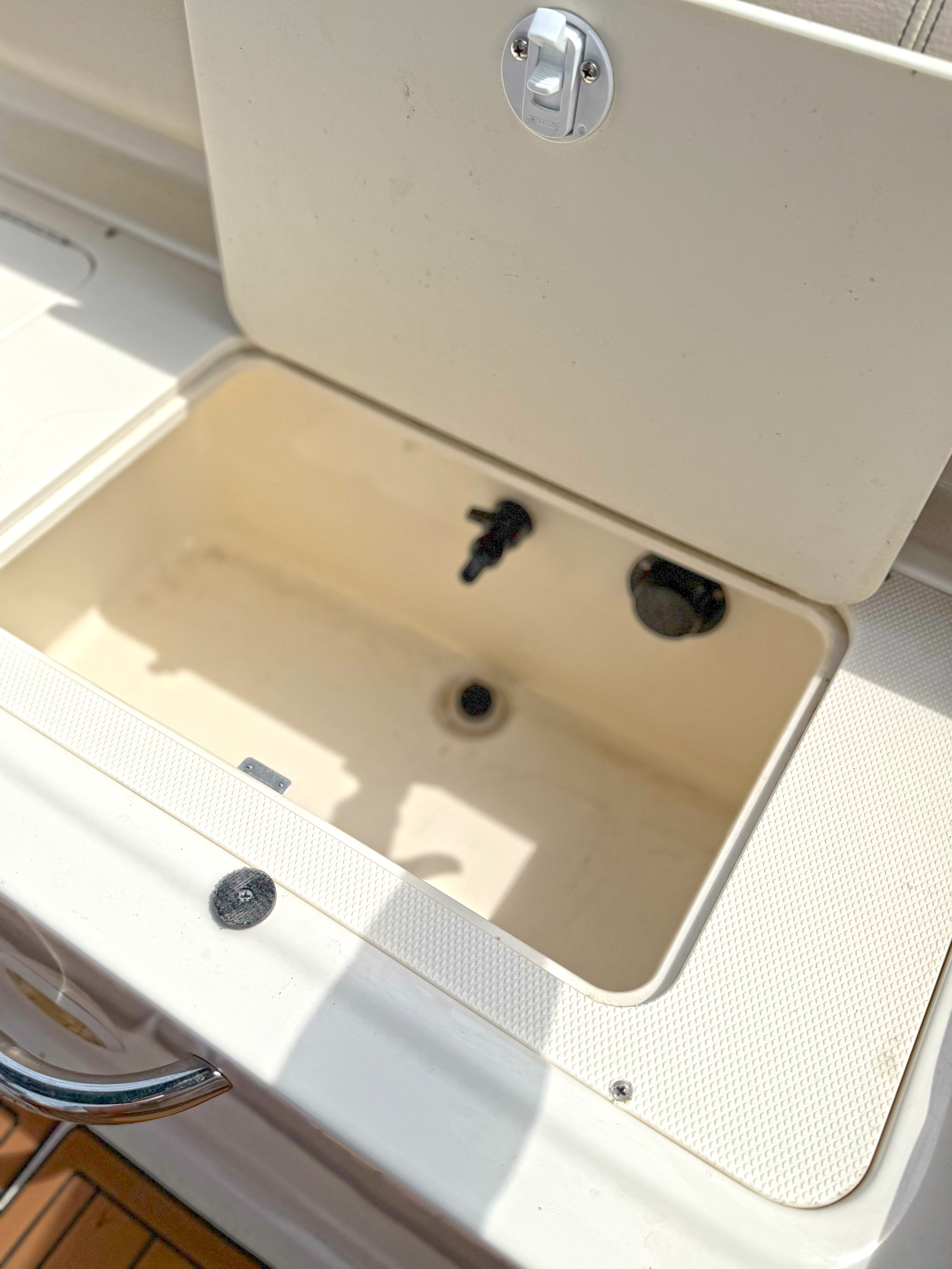 2018 Bayliner 210 Deck Boat - 8
