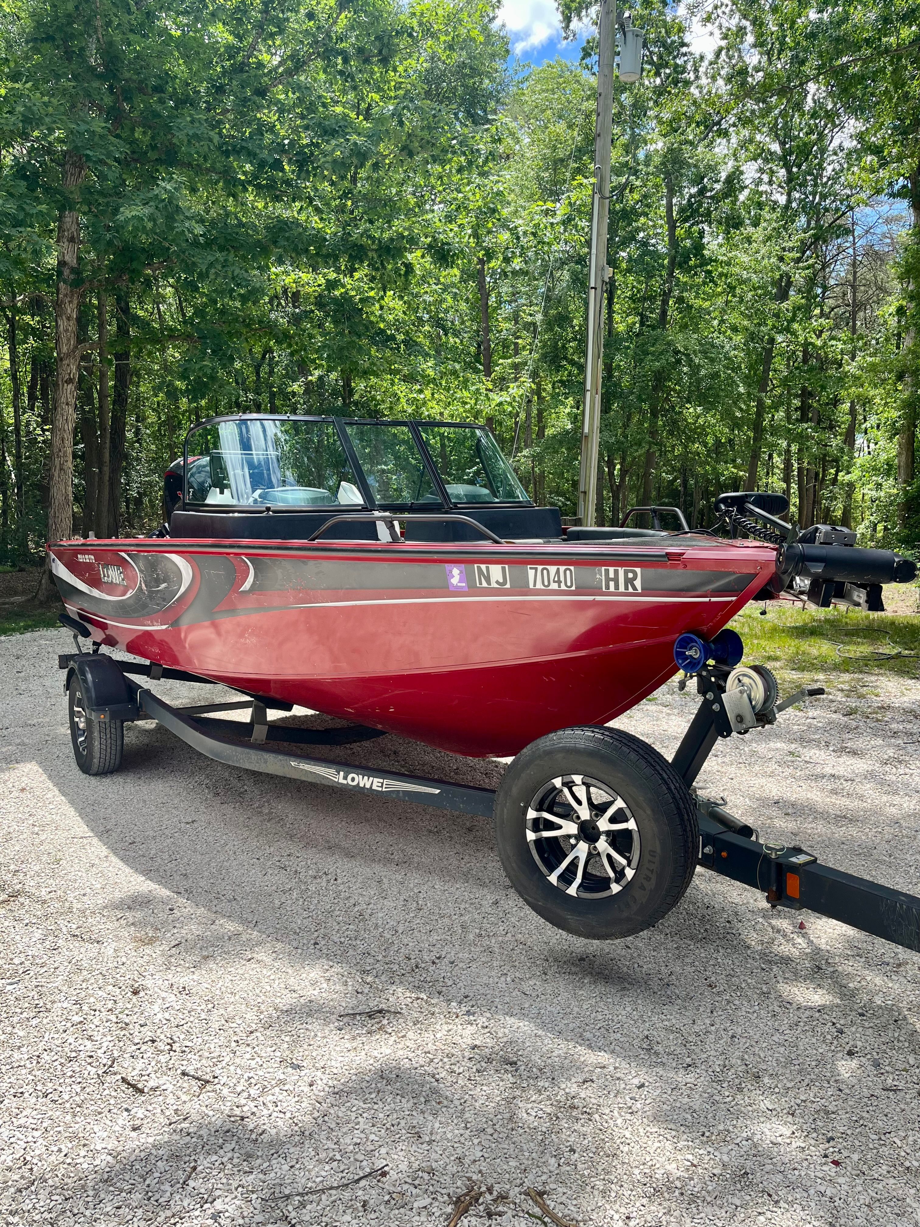 2016 Lowe Fish & Ski 1710 - 4
