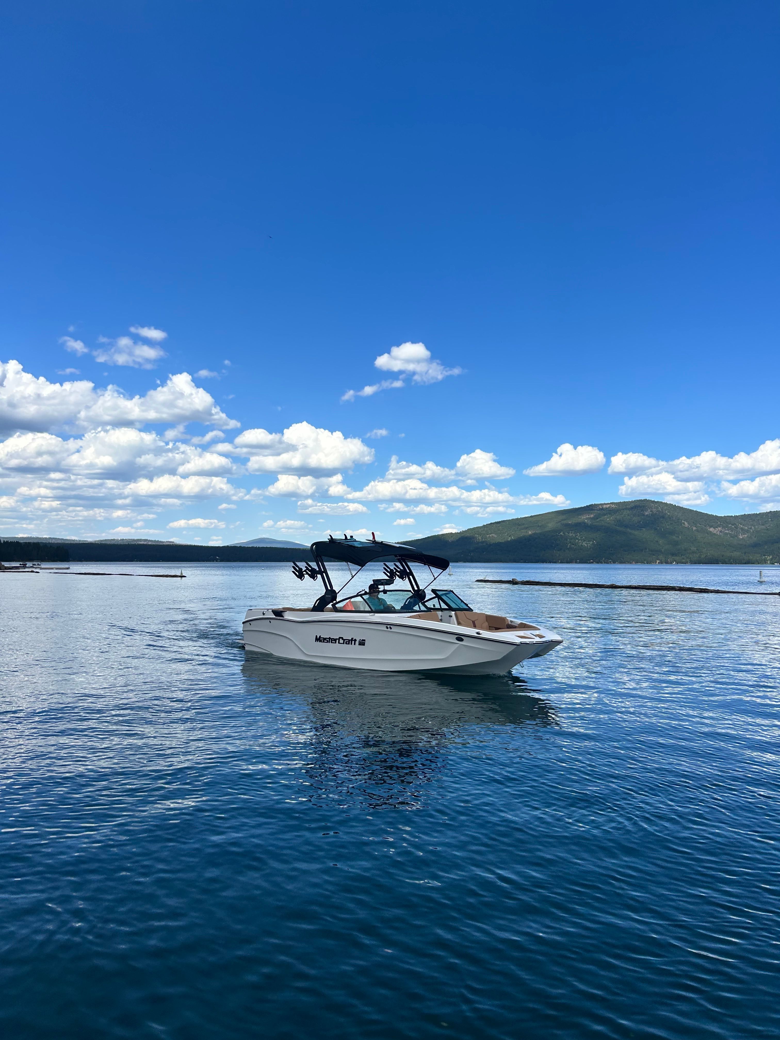 2025 MasterCraft XT24