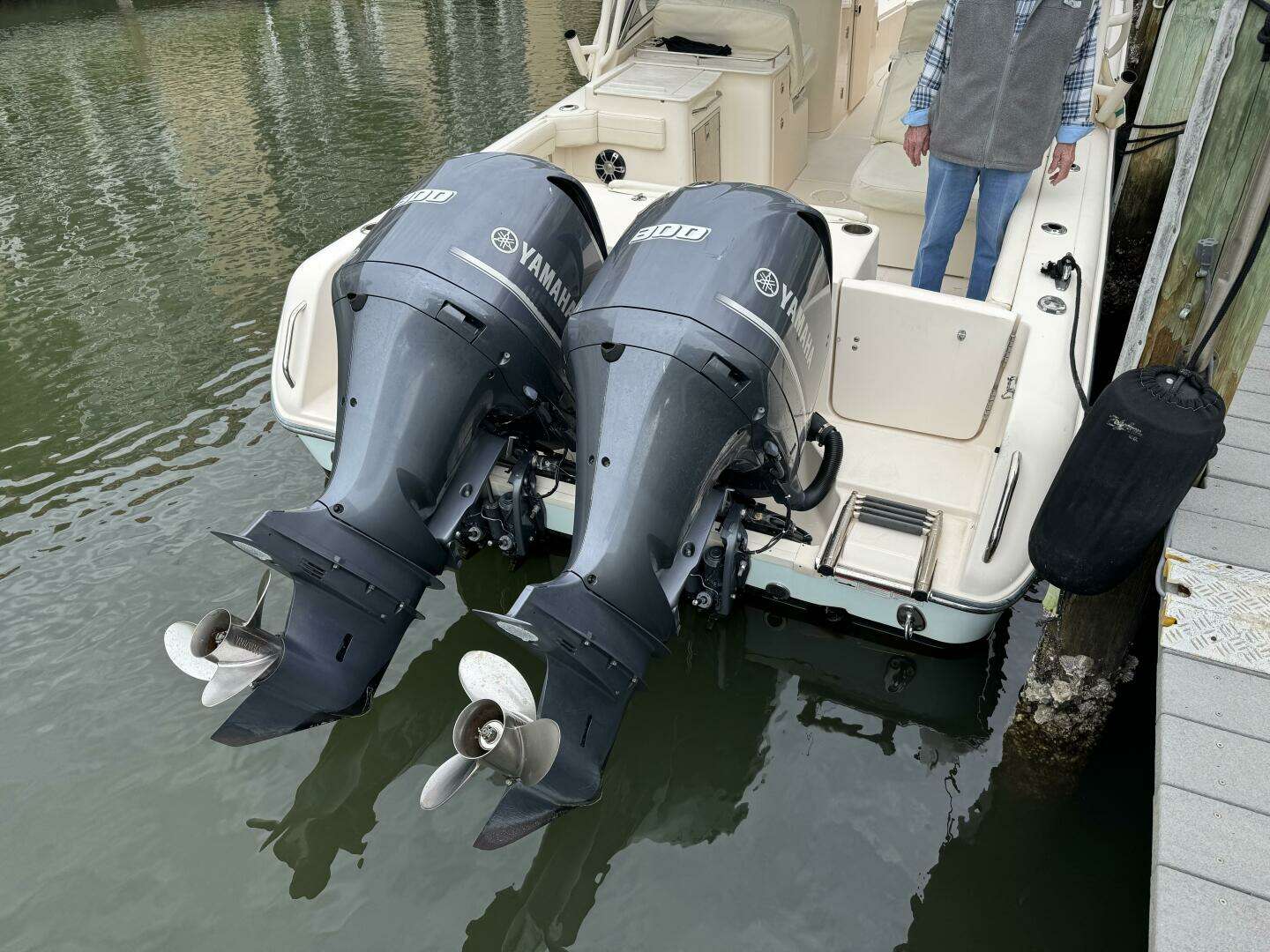 2021 Grady-White Freedom 285 - Image 37