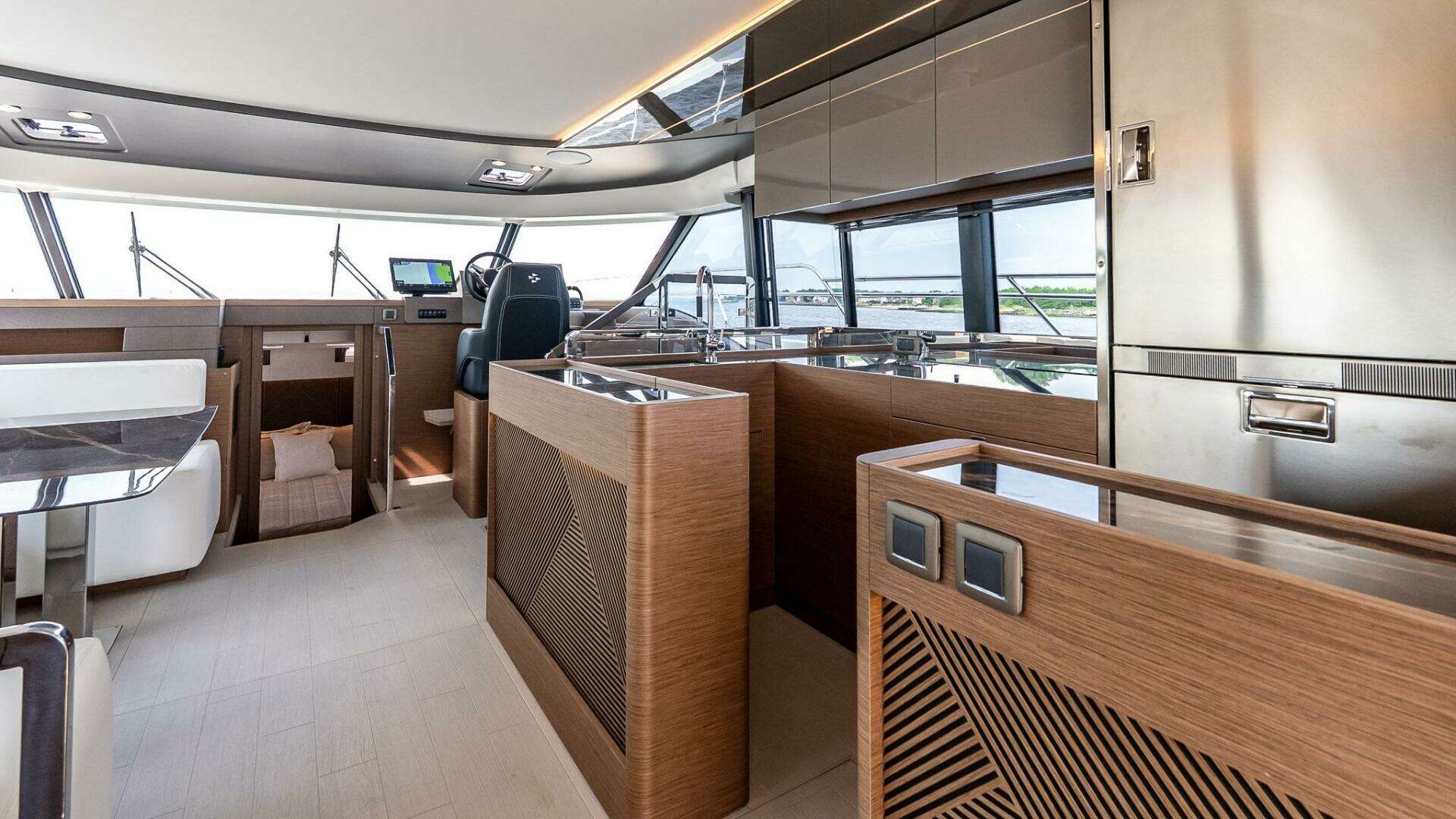 2027 Prestige M48 - Image 26