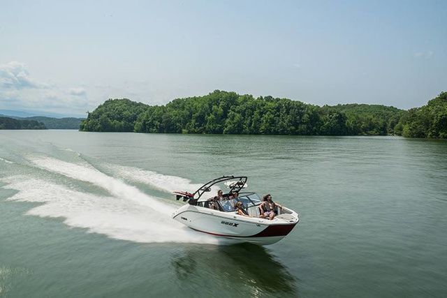 2026 Yamaha Boats 222 XD BOTH COLORS AVAILABLE - 5