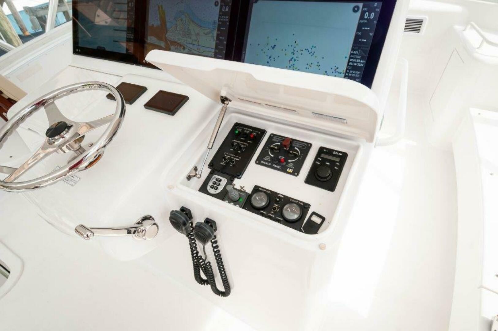2016 Hatteras GT60 - 26