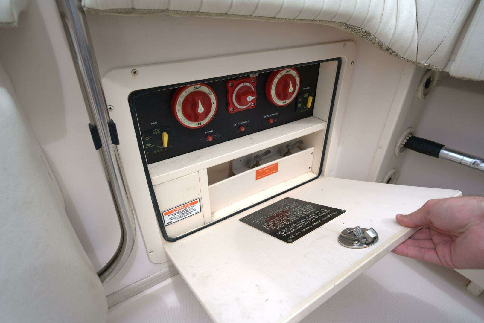 2007 Grady-White Express 330 - Image 8