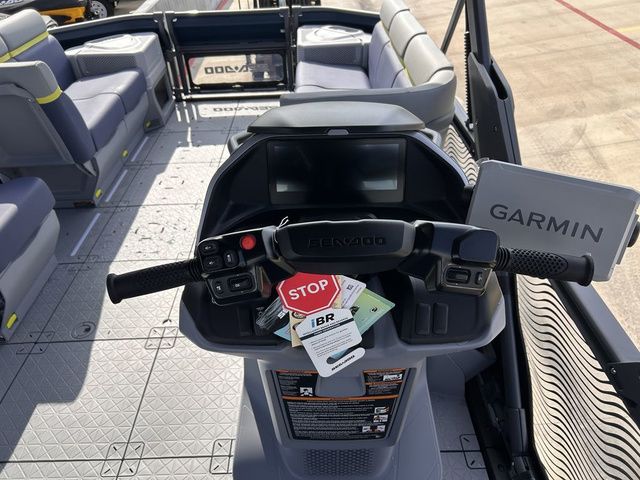 2026 Sea-Doo Switch Cruise Limited™ 21 - 300 hp - Double Bimini - 17