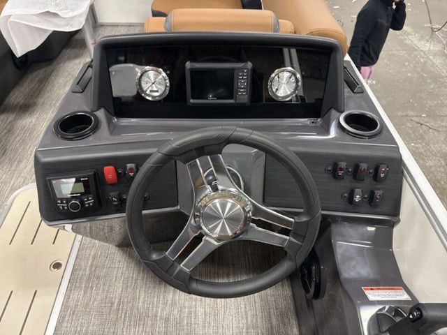 2026 Bennington S Quad Bench 22 SSR Tritoon - 12