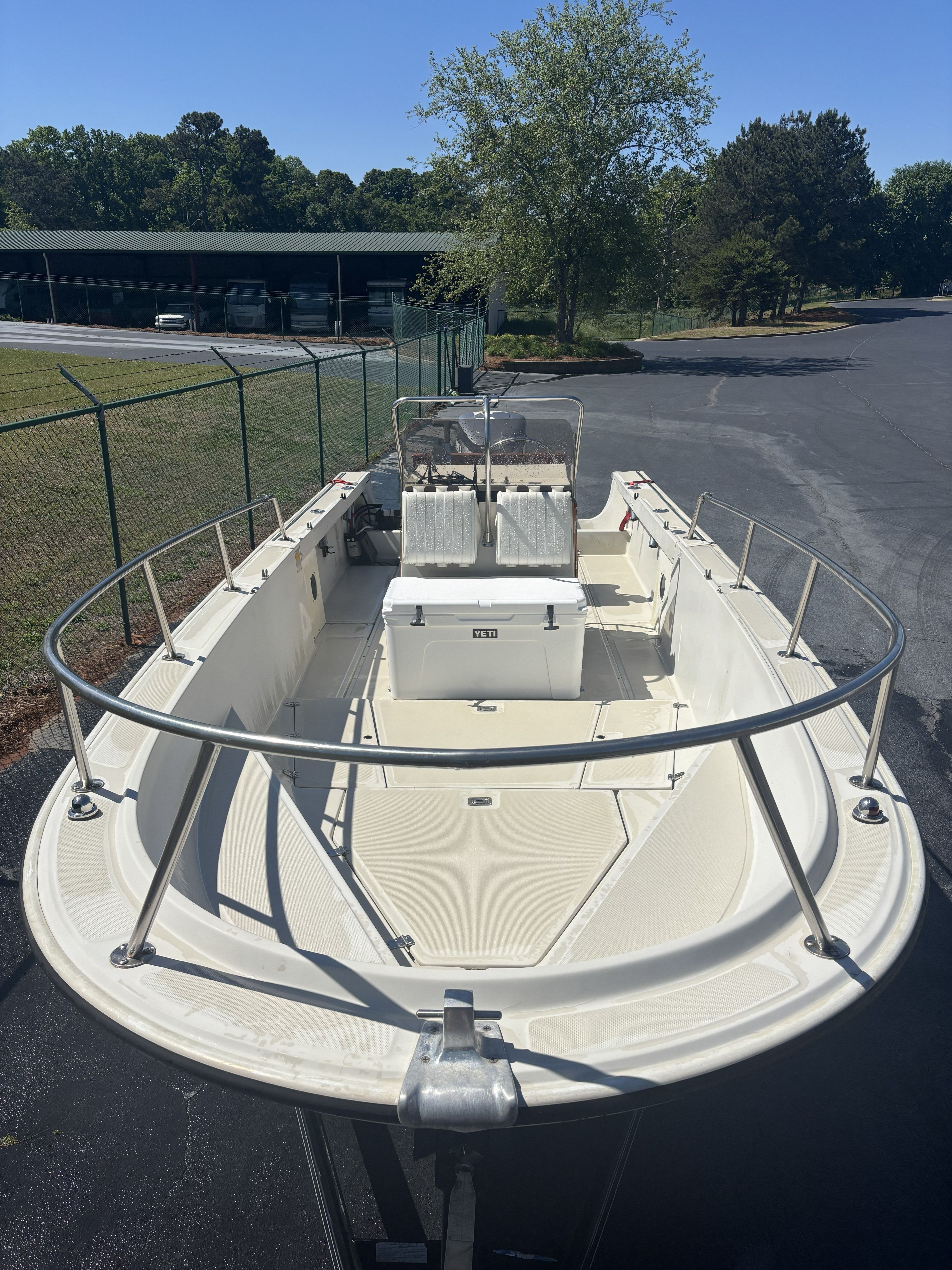 1987 Boston Whaler outrage v20 - 3