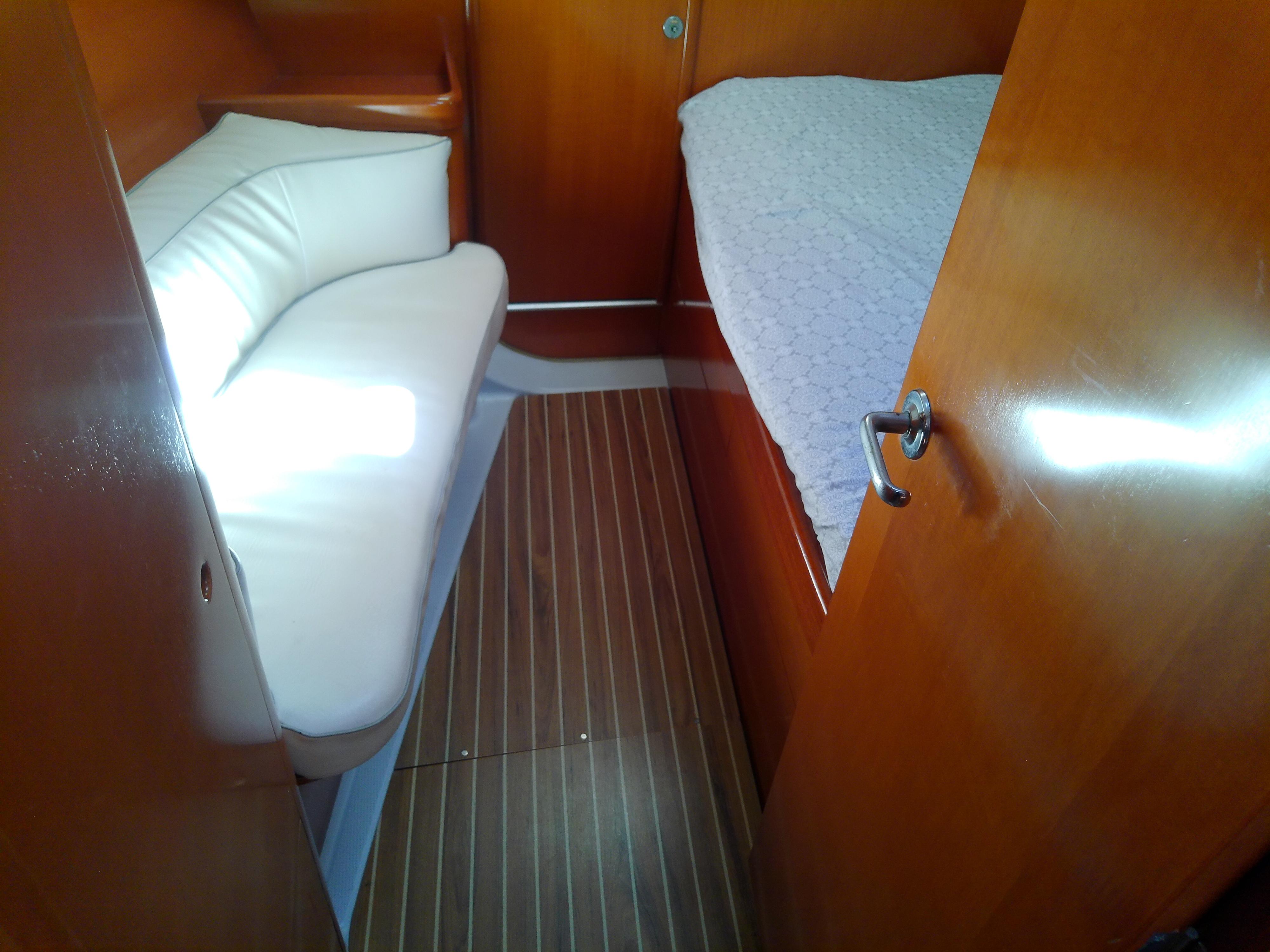 1995 Beneteau First 42s7 - 55
