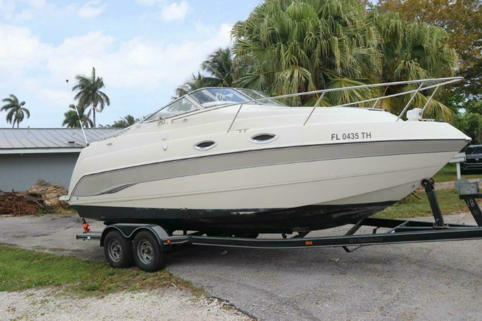 2006 Stingray 240 CS - Image 2