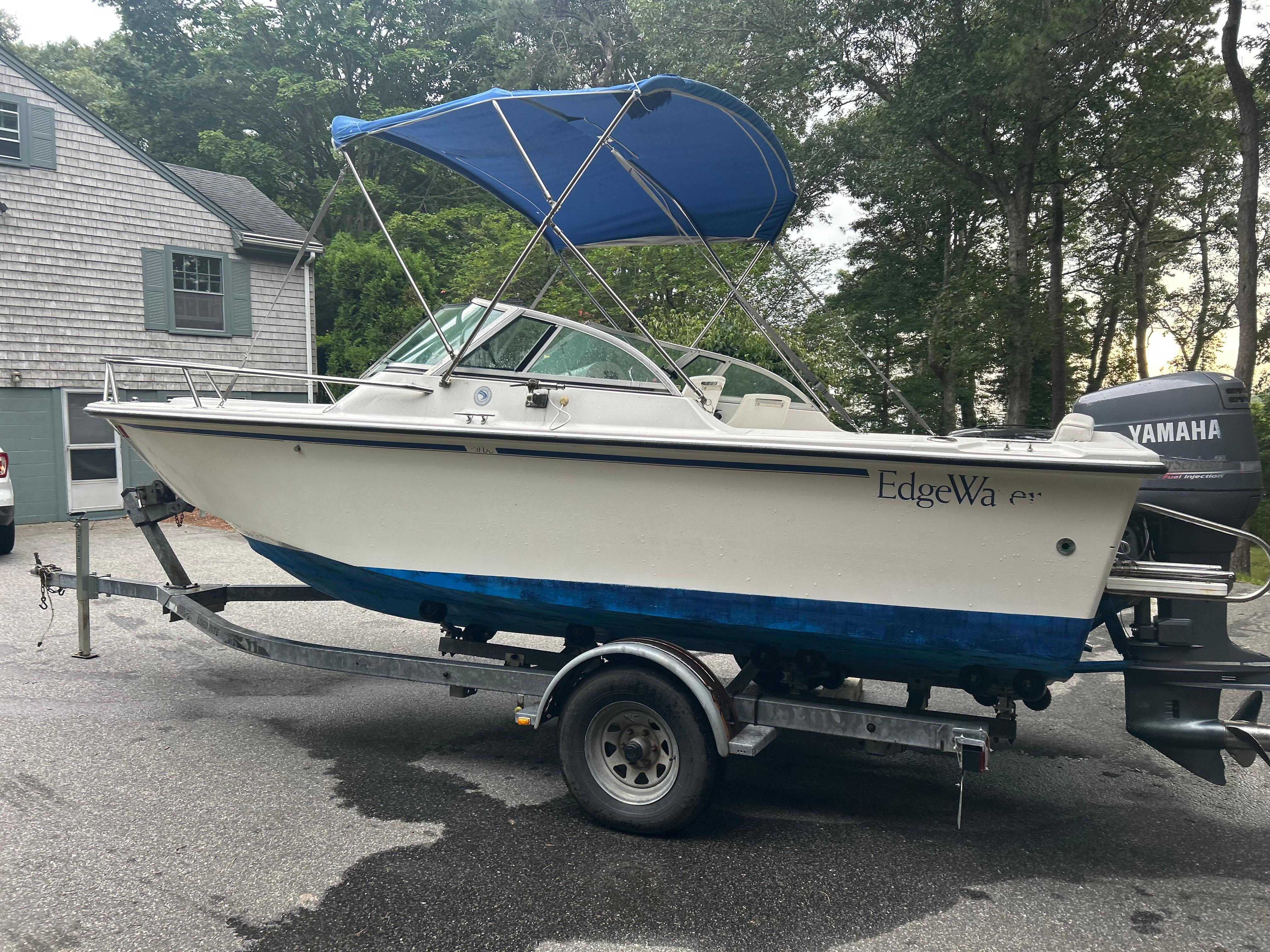 1999 Edgewater 200DC - 2
