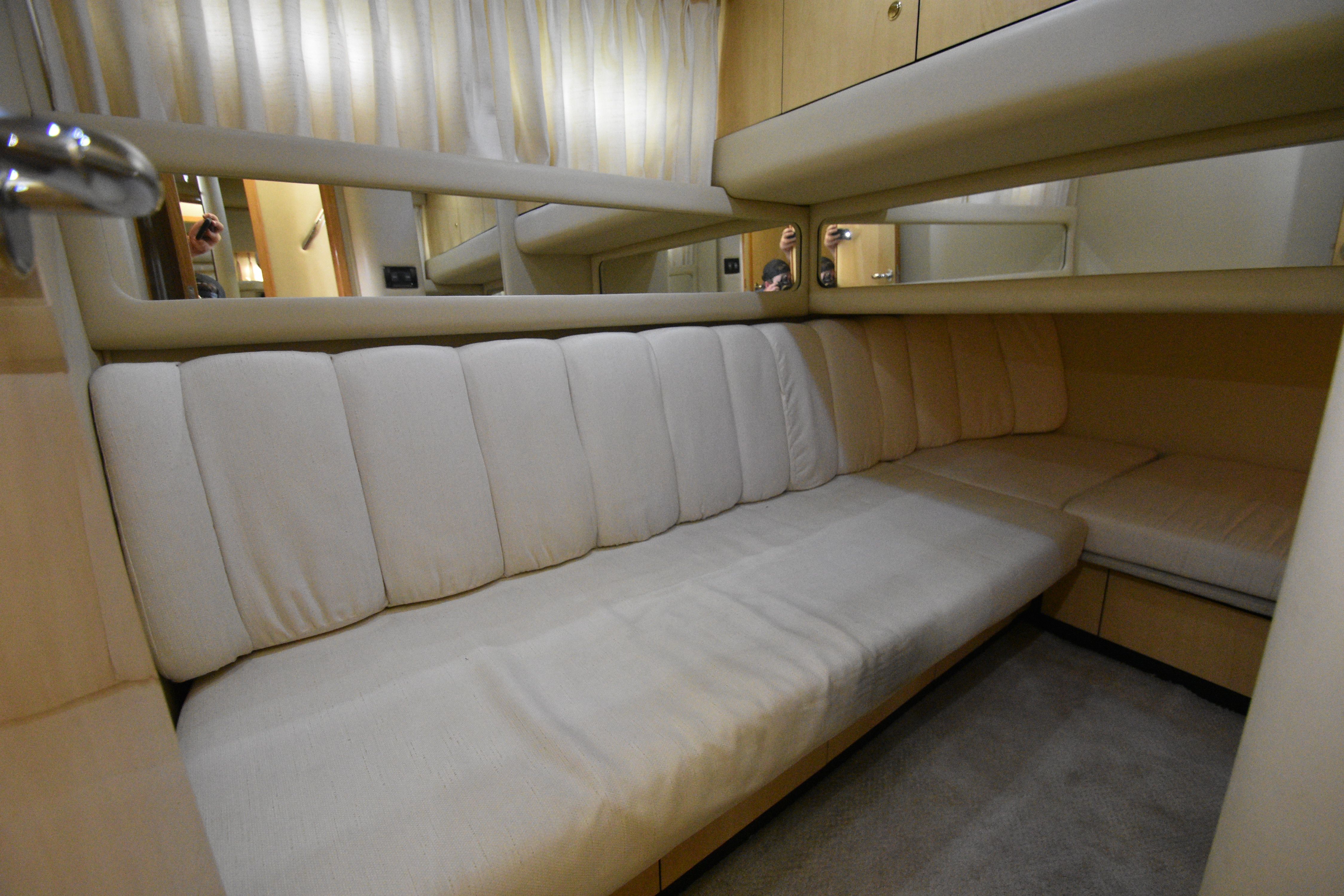 2000 Sea Ray 480 Sedan Bridge - 15
