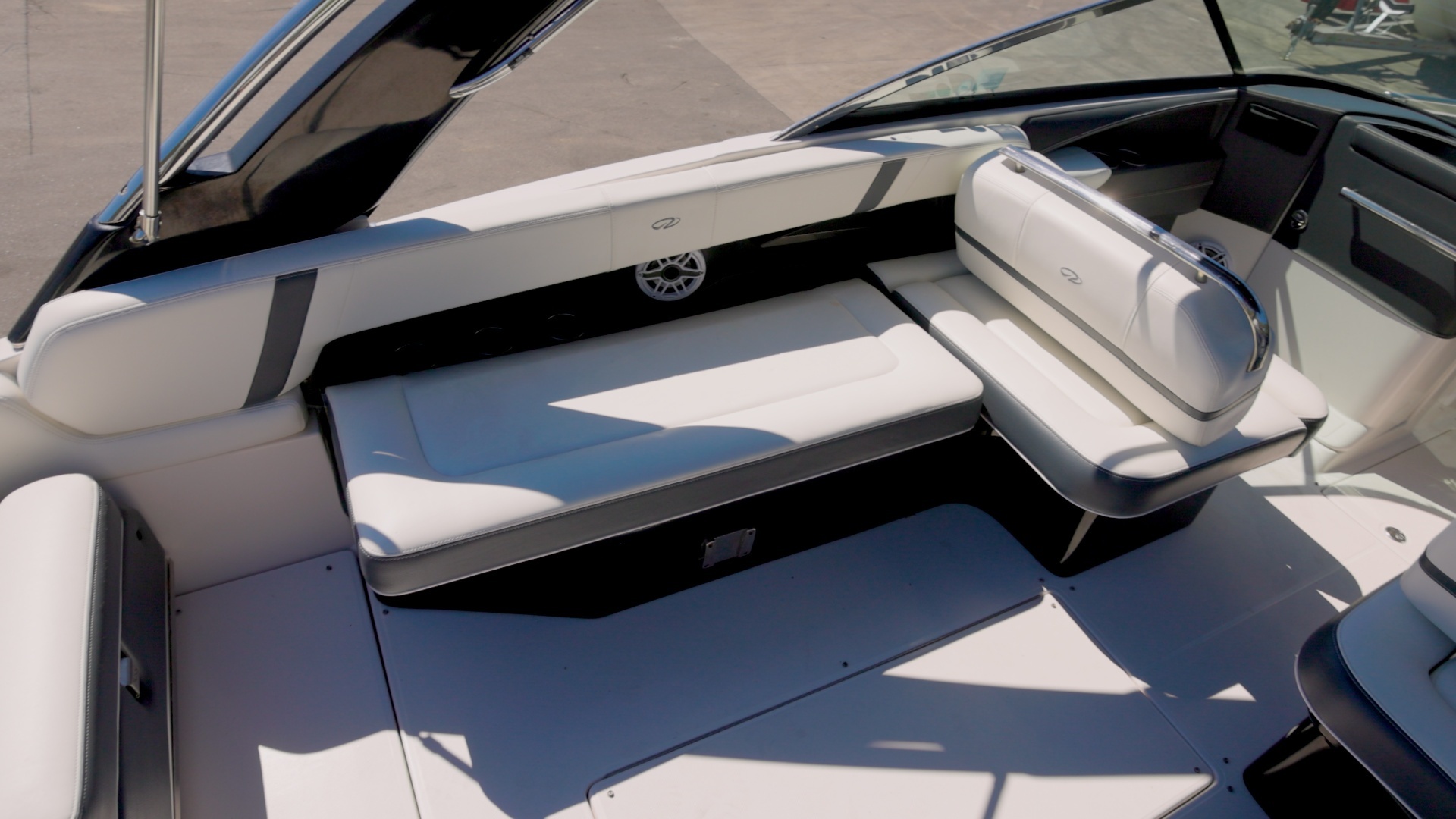 2017 Regal 29 OBX - Image 10